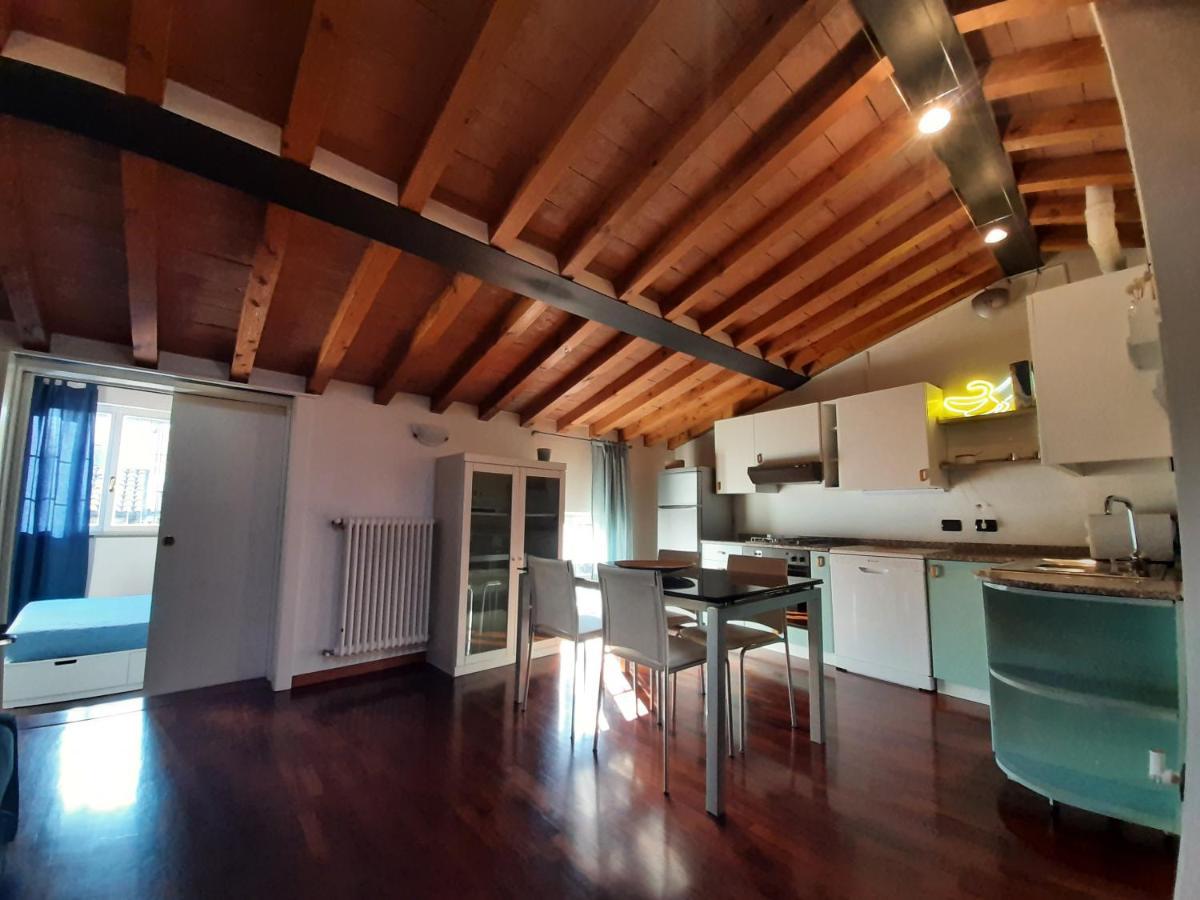 Appartamento Sui Tetti Di Parma Ngoại thất bức ảnh